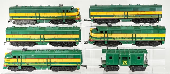 Western Pacific (2) ABA, AB, Caboose, (2) Cars