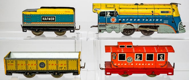 Hafner 'Wind-Up' 4 PC Train Set