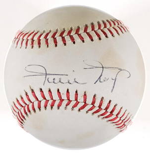 Willie Mays Single Signed Baseball PSA/DNA: Willie Mays Single Signed Baseball PSA/DNA COA #AE41607. If lot is absent of a condition report one may be requested via email. Condition report is provided as an opinion only and is no guarantee as