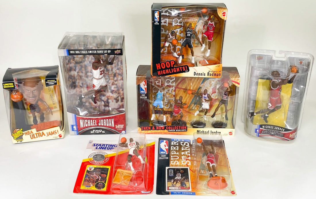 Michael Jordan Action Figures (7) (1 of 4)