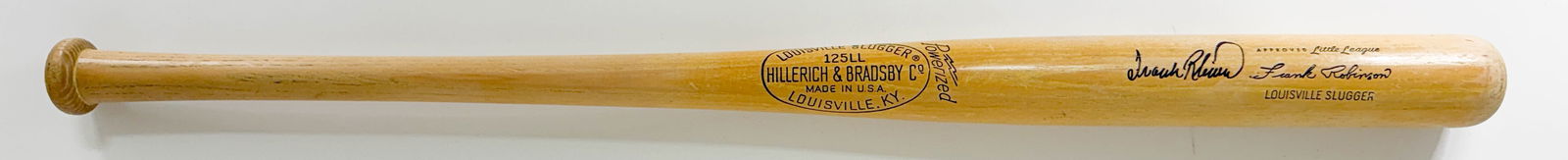Frank Robinson Signed Store Model Baseball Bat (1 of 4)