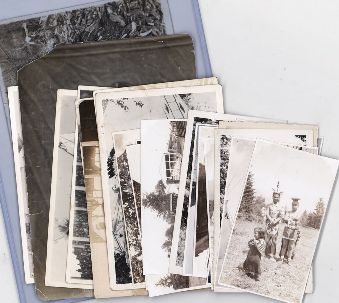 A Group of Native American Photos, Postcards (1 of 9)