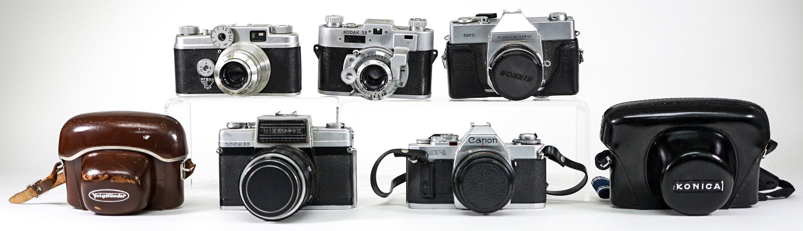 Group of Vintage Cameras (Canon, Mamiya) (1 of 10)
