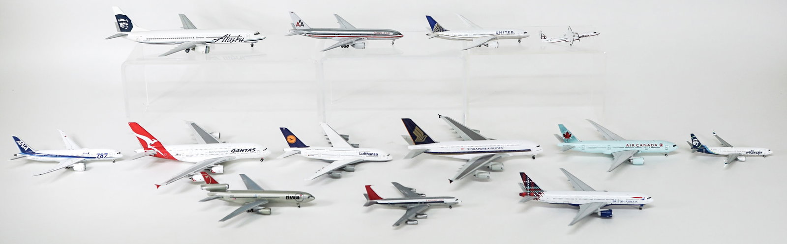 A Group of (12) Diecast Scale Model Airplanes (1 of 7)