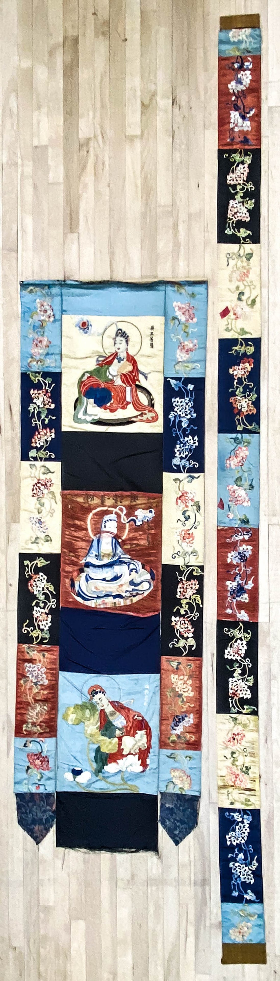 Chinese Embroidered Silk Hanging Panels (1 of 18)