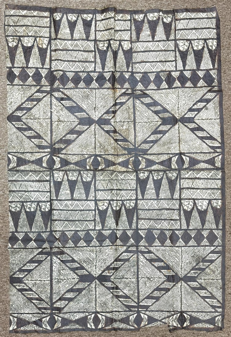 Vintage 40x60 Tapa Cloth [Geometric]: Vintage tapa cloth measures approximately 40 in. x 60 in. and is an abstract geometric design in various shades of brown. Tears and holes (see photo). The absence of a condition report does not imply 