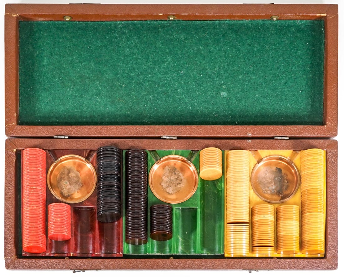 [Bakelite, Catalin) Poker Chips Set with Trays (1 of 3)