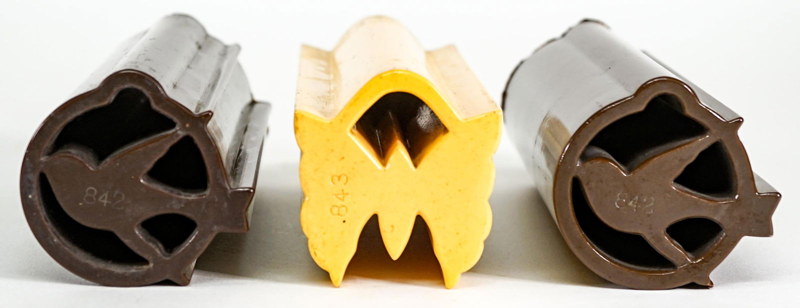 (3) Bakelite Rods (2) Birds & (1) Butterfly (1 of 6)