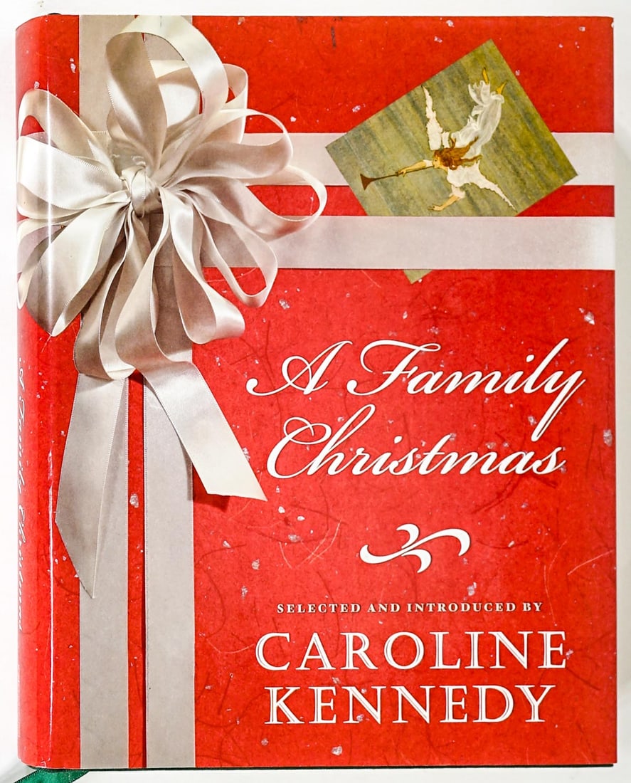 A Family Christmas by Caroline Kennedy SIGNED COA (1 of 7)