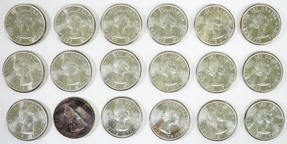 (18) Canada 1963 Silver Half Dollars