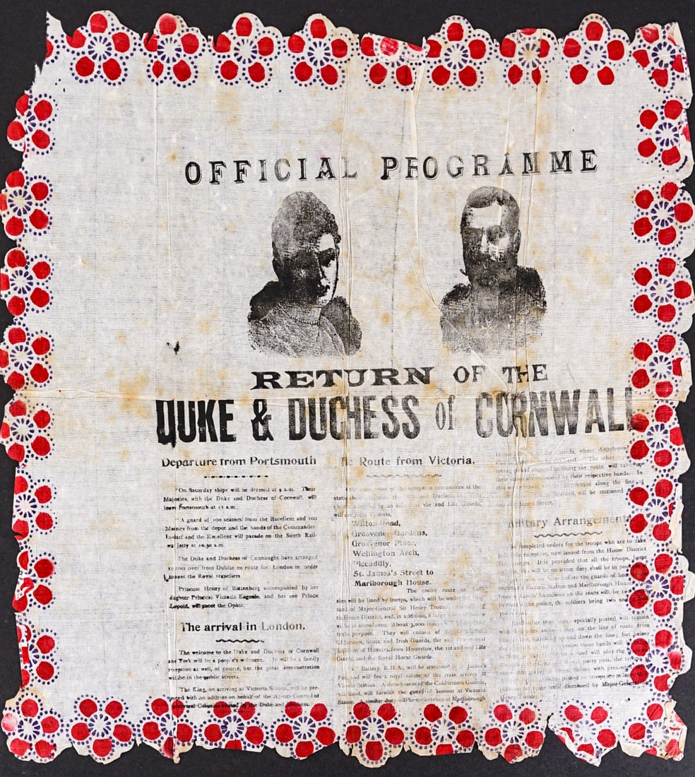 Antique Progamme Duke and Duchess of Cornwall: Official Programme - Return of the Duke and Duchess of Cornwall measures 15.5 in. x 15 in. Sheet measure 24 in. H x 18.5 in. W for shipping purposes. The absence of a condition report does not imply t