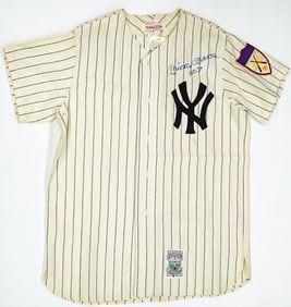 Mickey Mantle signed Mitchell & Ness Jersey