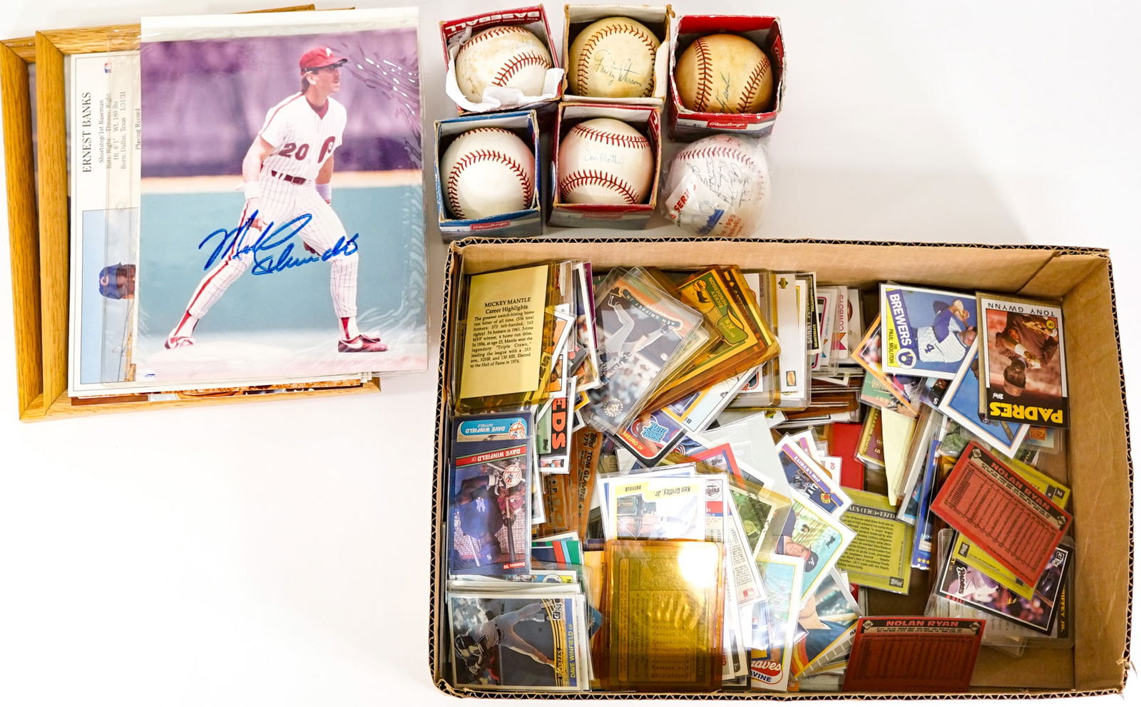 Estate Lot of Baseballs & Memorabilia (1 of 7)
