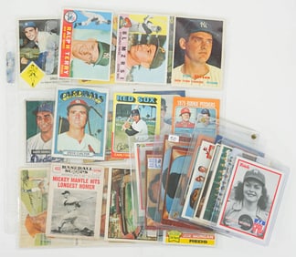(28) Vintage Baseball Cards