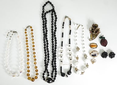 Vintage (12) Beaded Fashion Jewelry Pieces