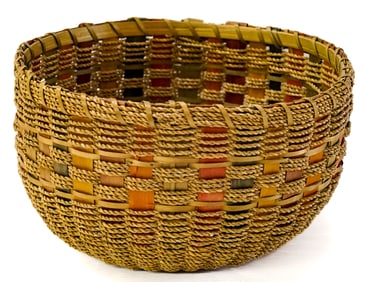 Native American Round Basket (6 Color Weave)
