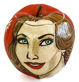 Shalene Valenzuela Ceramic Art [Apple]