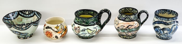 Studio Pottery (5) Pieces [Cups, Bowls] Birds