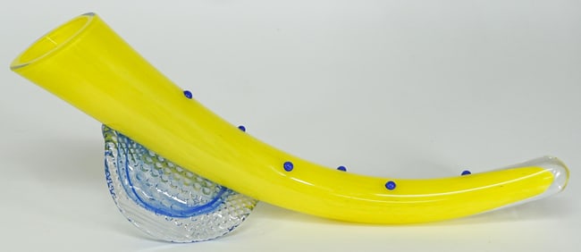 Art Glass Cornucopia-Unsigned