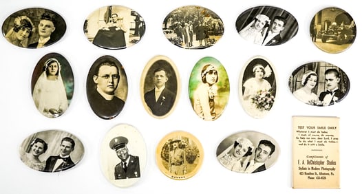[People, Portraits] Vintage Pocket Mirrors