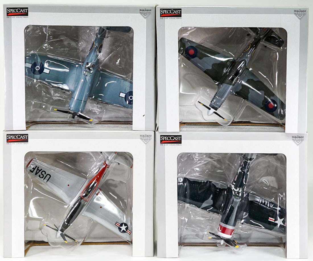 Spec Cast (4) Model Airplane Coin Banks MIB (1 of 4)