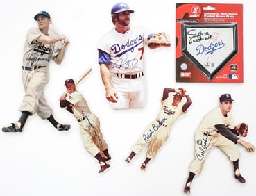 (7 pcs) Los Angeles Dodgers Signed Items