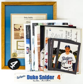 Los Angeles Dodgers, MLB Signed Items (16 pcs)