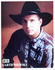 Garth Brooks 8x10 Photo SIGNED BAS COA