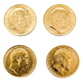 (4) 22ct Gold Full Sovereigns Weighing 7.98 G Each.