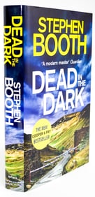 Stephen Booth - Dead in the Dark SIGNED 1st