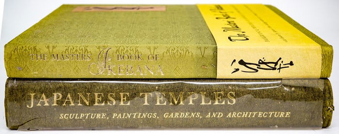 Japanese (2) Large Books [Ikebana; Architecture]