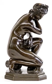 Crouching Venus Antique Large Antique Bronze