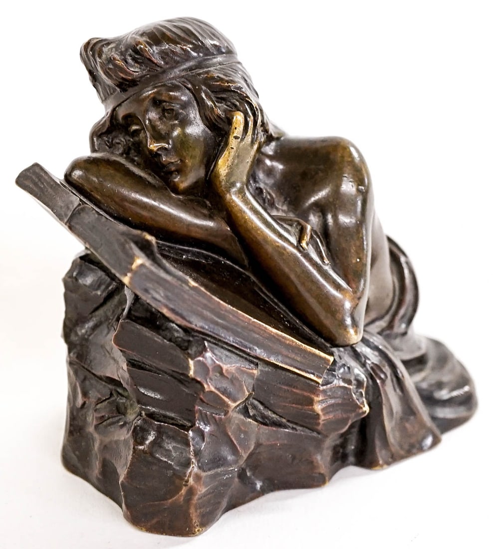 Georges Flamand Bronze Sculpture: Measures 4.125 x 5 x 3 inches. No damage. The absence of a condition report does not imply that the lot is in perfect condition or completely free from wear and tear, imperfections, or the conditions