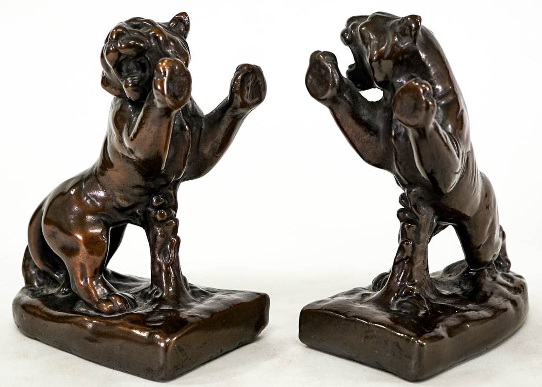 Armor Bronze Clad Pair Bookends [Roaring Tiger] (1 of 7)
