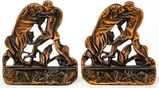 Cast Iron Pair Bookends [Gladiator Fighting Lion]