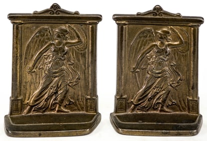 Connecticut Foundry Pair 1930 Bookends [Victory]