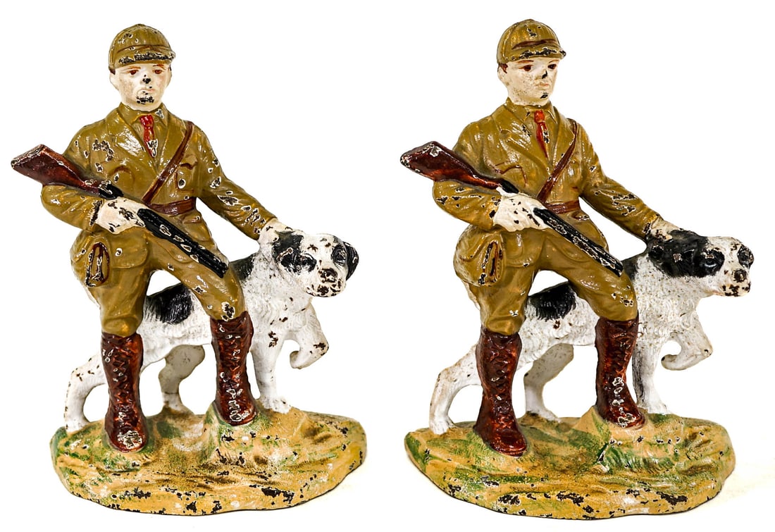 Hubley Hunter and Dog Pair Bookends #423 (1 of 9)