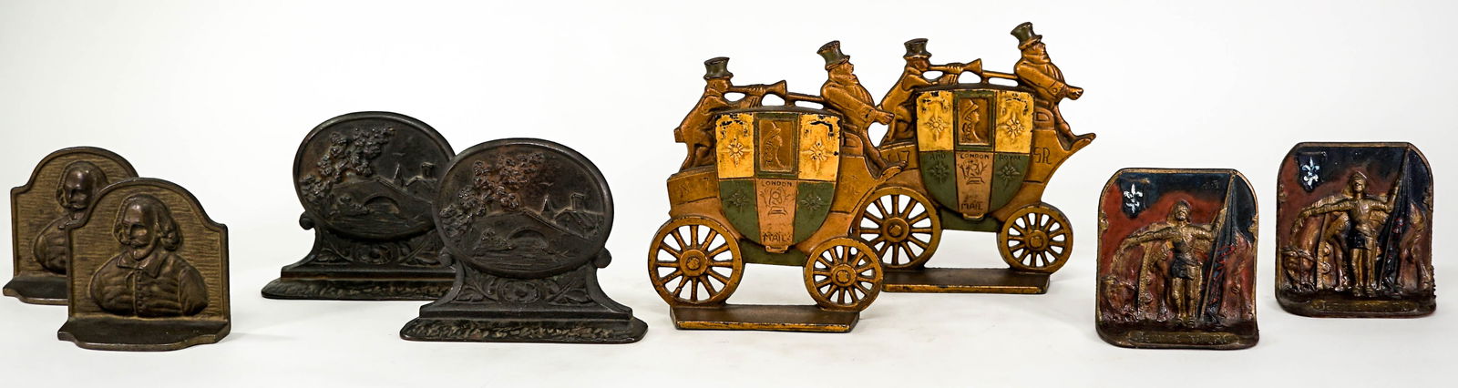 4 Pair Coach Bookends + Bridge + Knight w/Horse + (1 of 17)