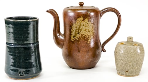 Japanese Style (3) Art Pottery