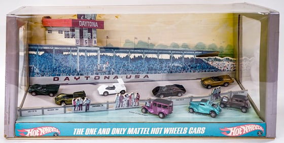 1969 Hot Wheels Store Display with All Cars NM-MT