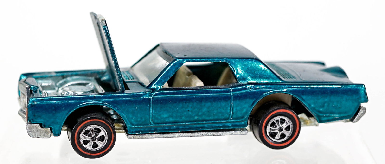 Hot Wheels Redline Custom Continental Mark III (1 of 7)