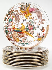 Royal Crown Derby -Olde Avesbury 12 Dinner Plates