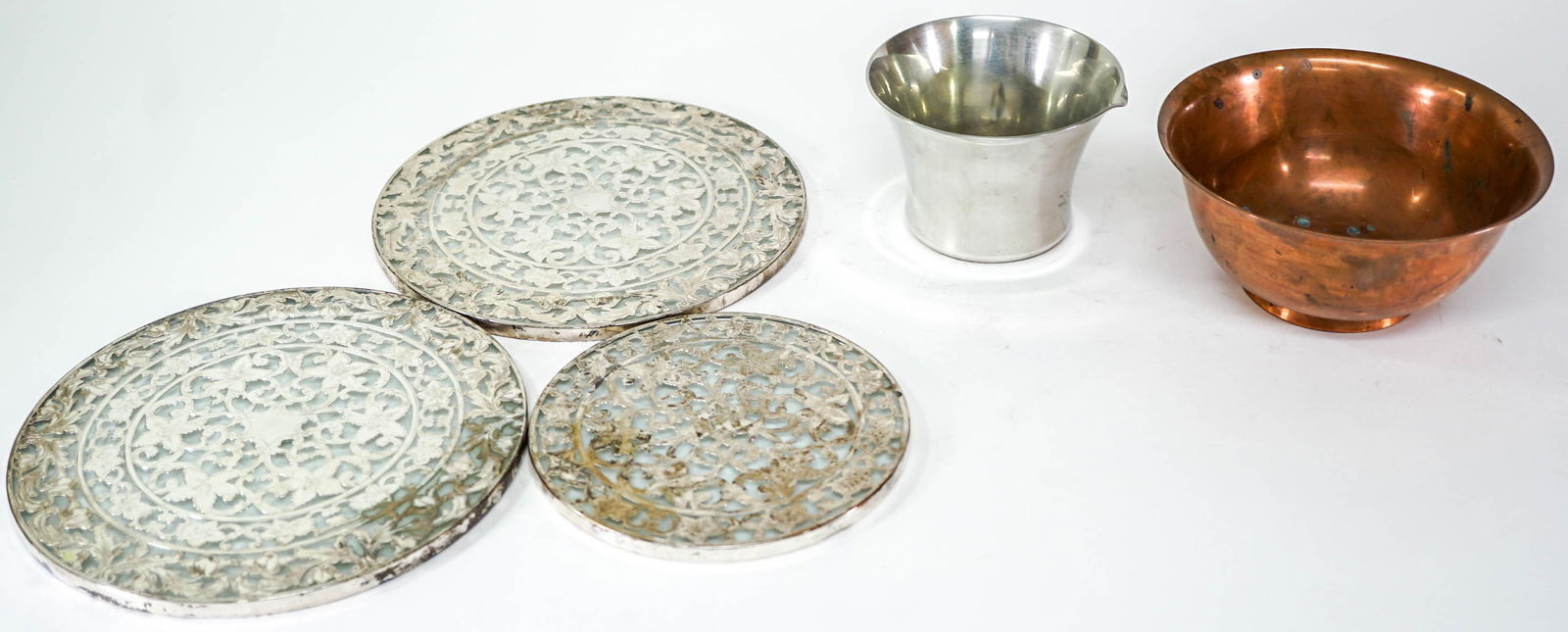 Metalware (5) Serving Pieces (1 of 13)