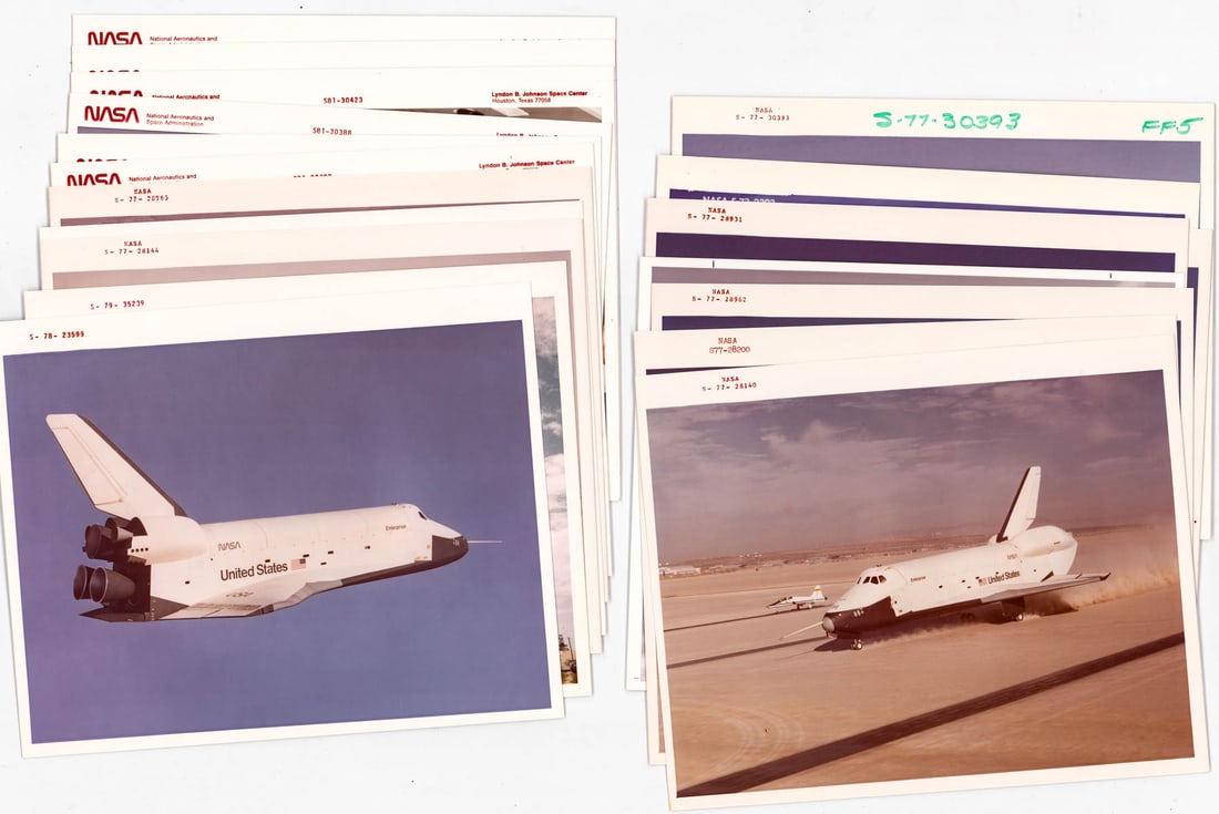 (19) Mostly NASA Red Number Space Shuttle Photos (1 of 11)