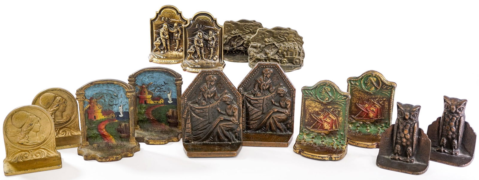 Vintage (7) Pair Cast Iron/Metal Bookends (1 of 2)