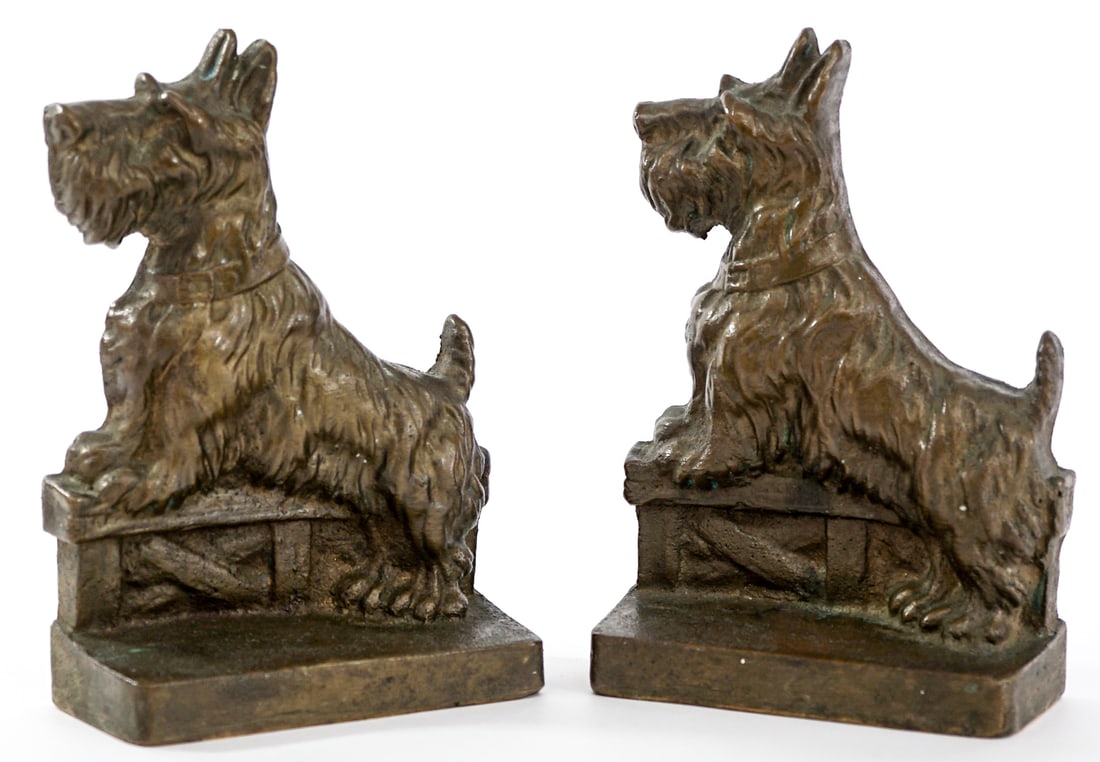 Vintage Cast Iron Pair Scottie Dog Bookends (1 of 7)