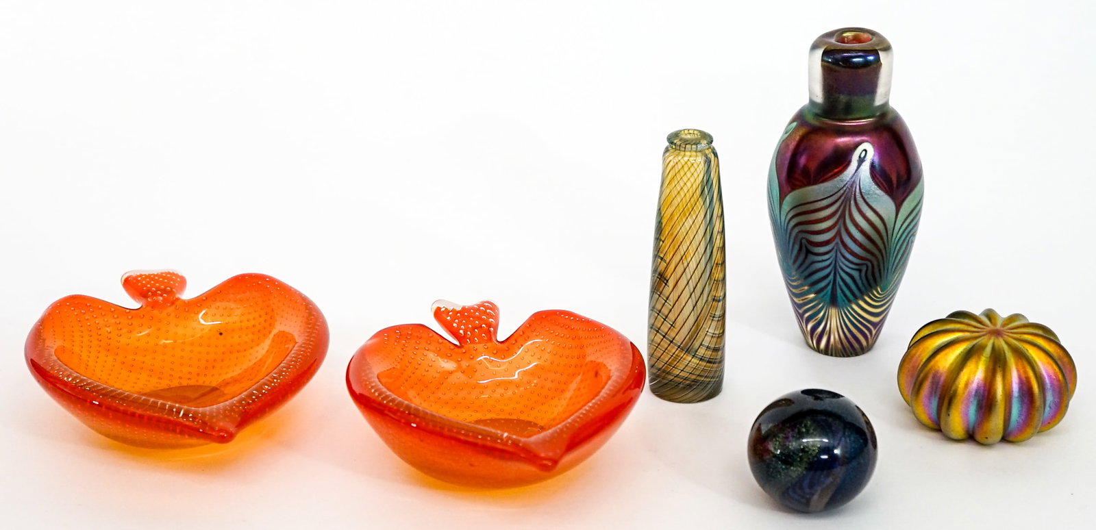 Small (6) Pieces Art Glass (1 of 7)
