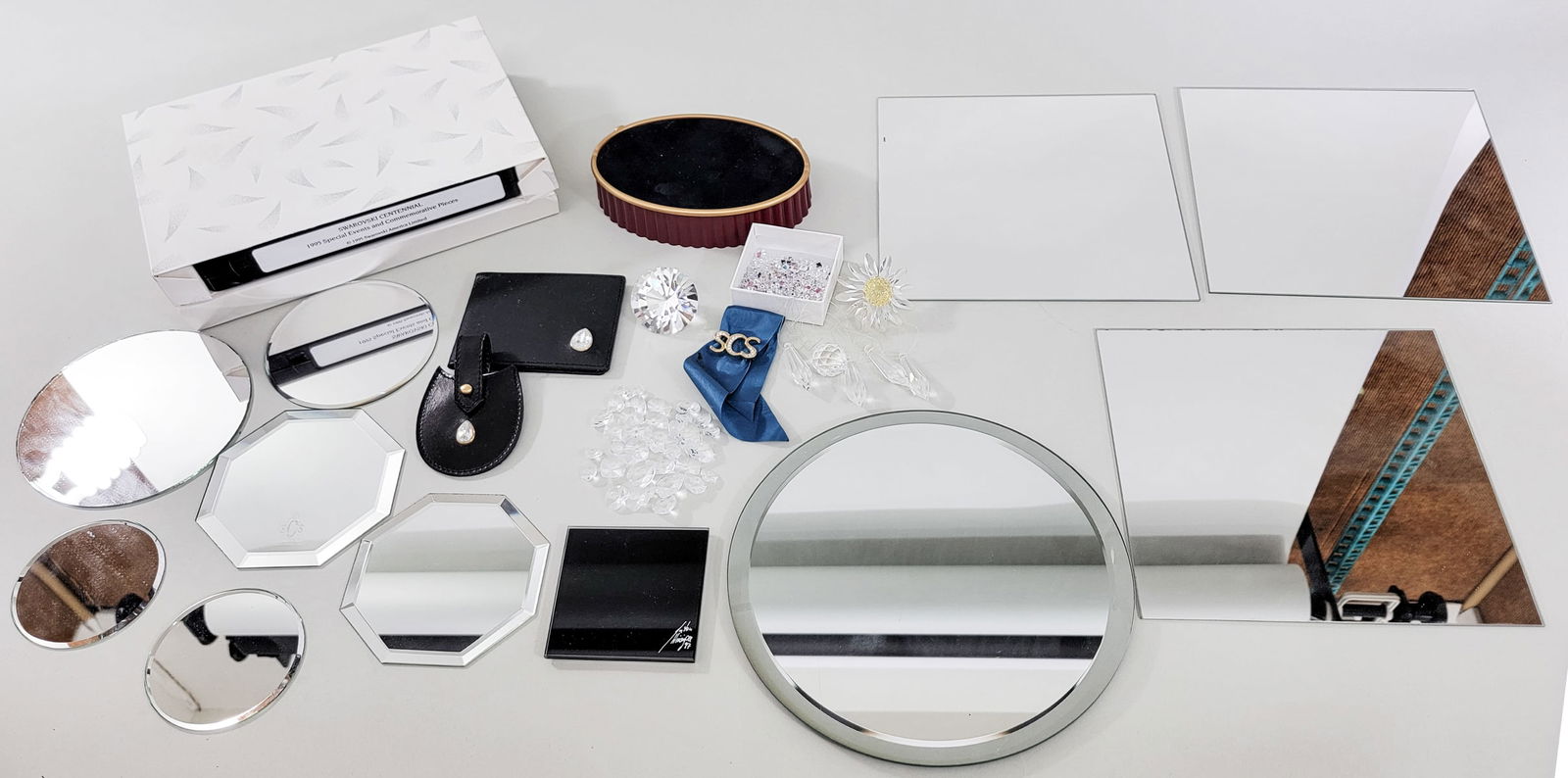 Swarovski Accessories & Renewal Gifts (1 of 3)