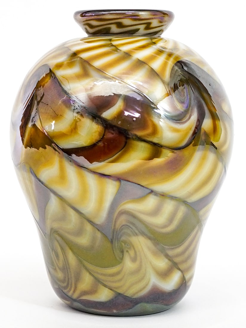 1974 Orient and Flume 8IN Art Glass Vase [Swirls] (1 of 5)