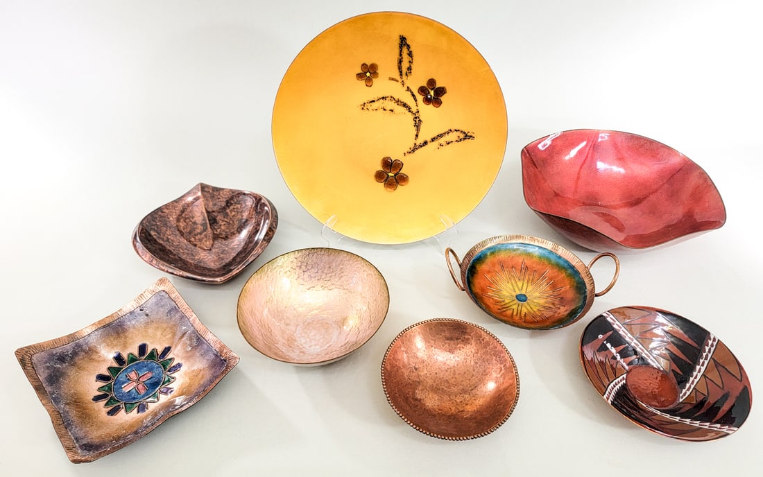 Metalware (8) Bowls / Plate [Bavano, Statham]: Eight (8) bowls / Plate. Includes: Bavano, Statham and others. Measure from 5.25 to 11 in. No evident cracks, chips or repairs. Measures 6 x 16 x 11 in. for shipping purposes only. The absence of a co